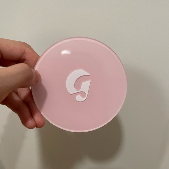 Glossier mirror - Picture 1 of 2